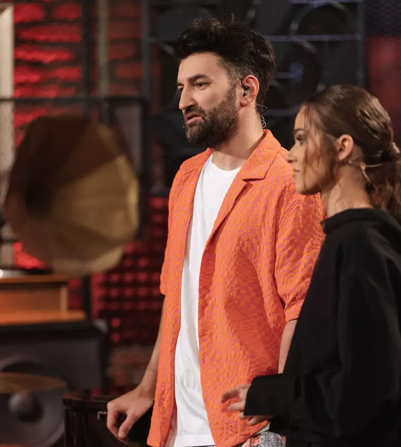 theo-rose-si-smiley-1