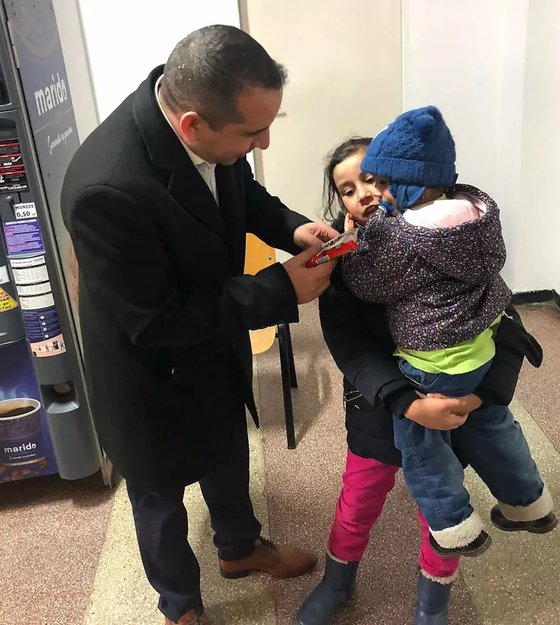 dep-catalin-manea-si-refugiatii-romi-4