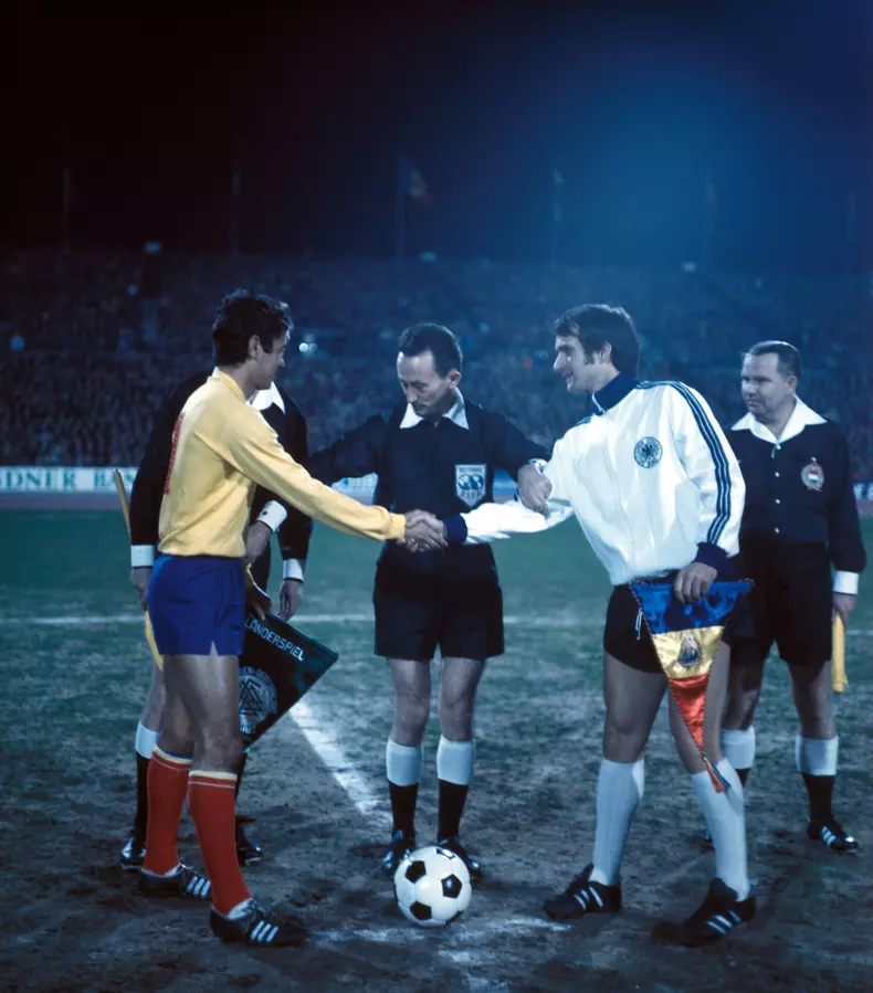 Imagine de arhivă cu Mircea Lucescu. Foto: Imago Images