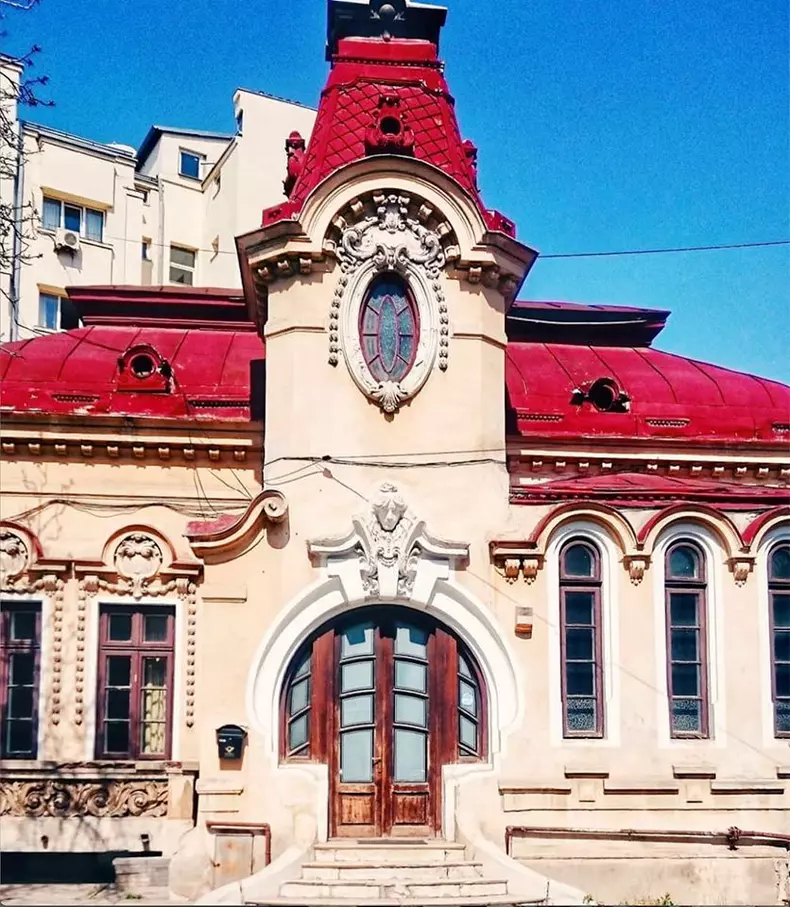 Locul 10. Foto anadinu_seven 55 voturi / Casa Dinu Lipatti