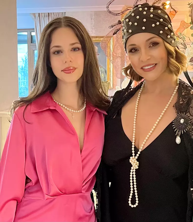 violeta-si-andreea-marin-2