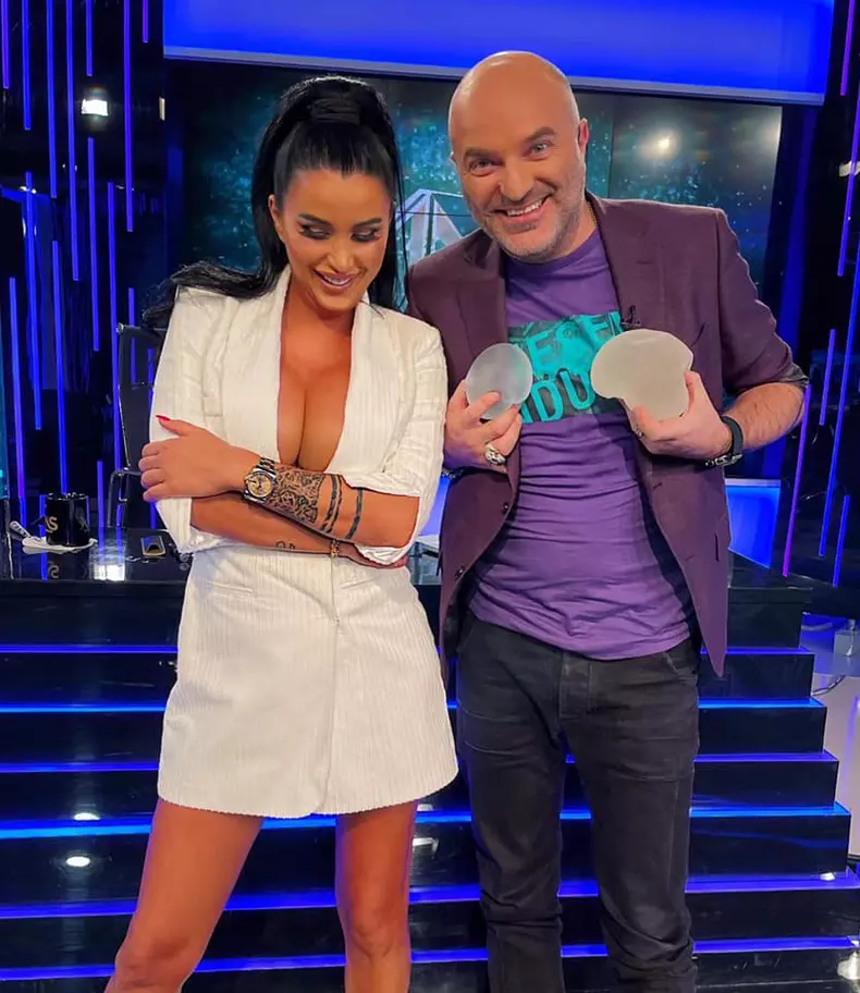 cu-ce-se-ocupa-daniela-crudu-8