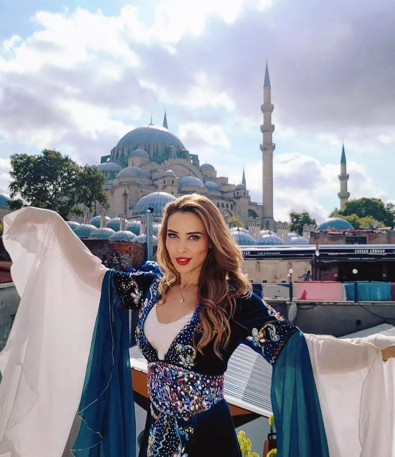 iulia-vantur-nu-s-a-casatorit-si-nu-a-devenit-mama-4