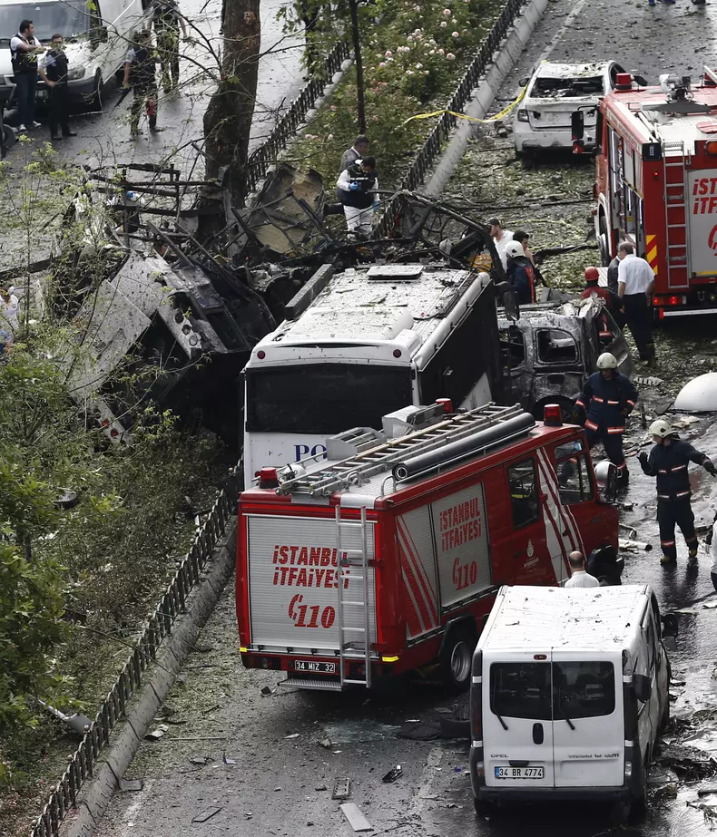 Atac cu bombă în Istanbul, Turcia - Foto: EPA