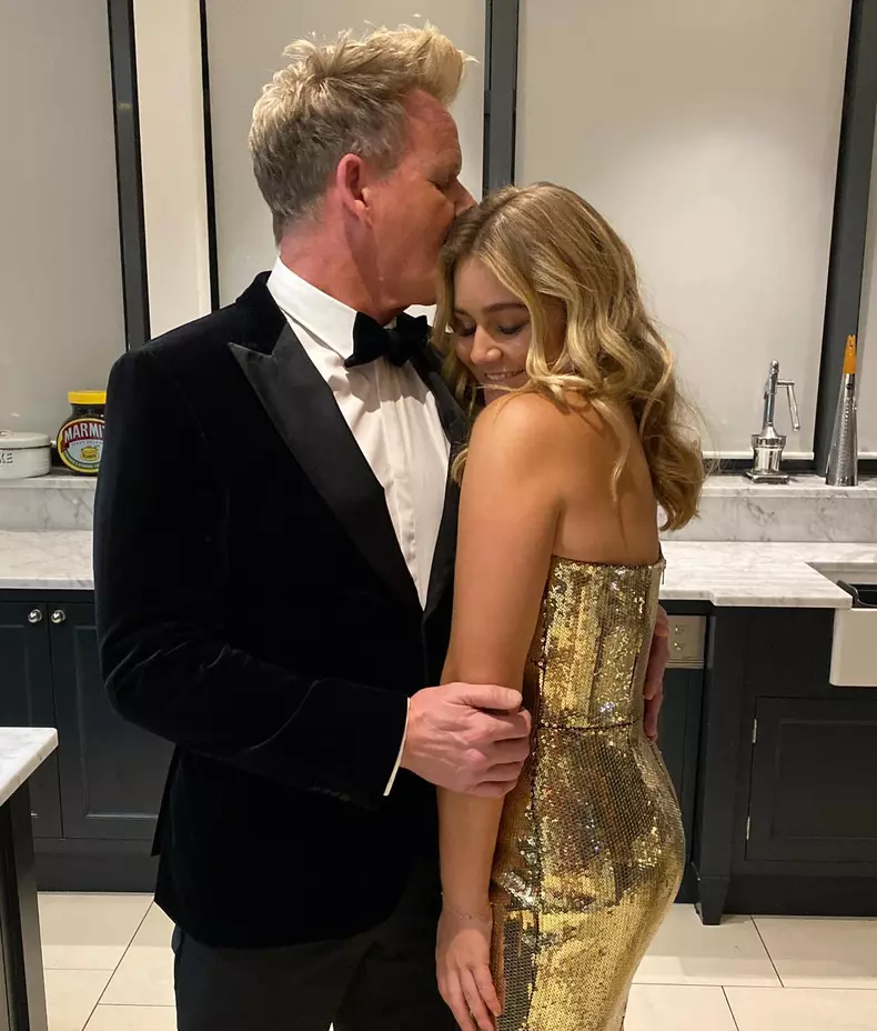 Gordon Ramsay, tată pentru a șasea oară (7)