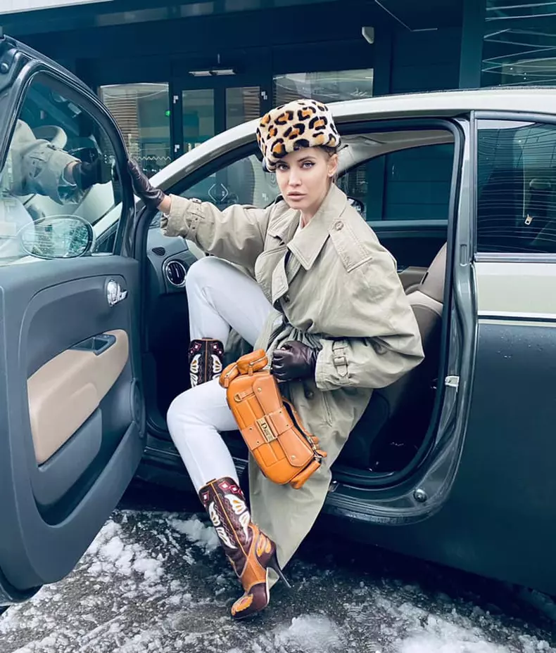 128878421224706925677872473613132931784852n