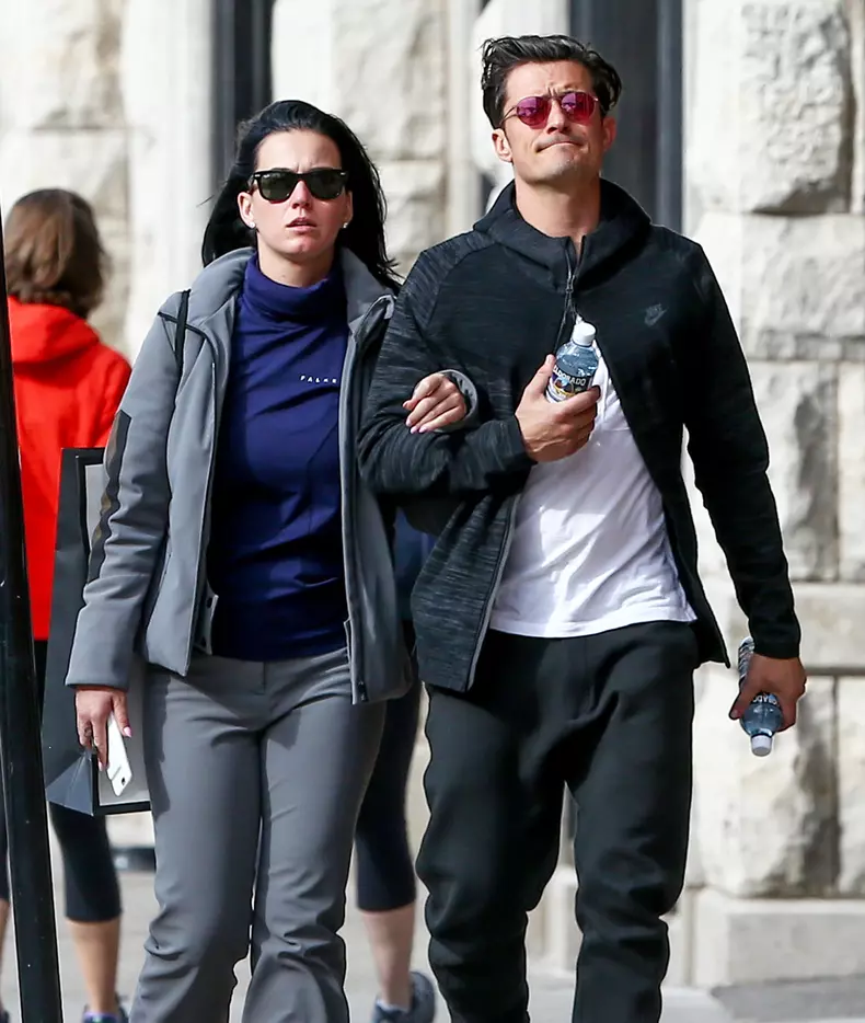 Exclusive... Orlando Bloom & Katy Perry Out For A Stroll In Aspen