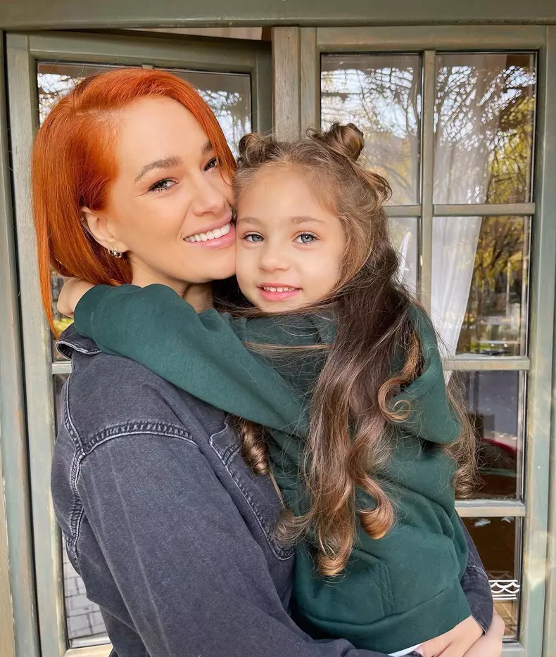 feli-donose-si-fiica-ei