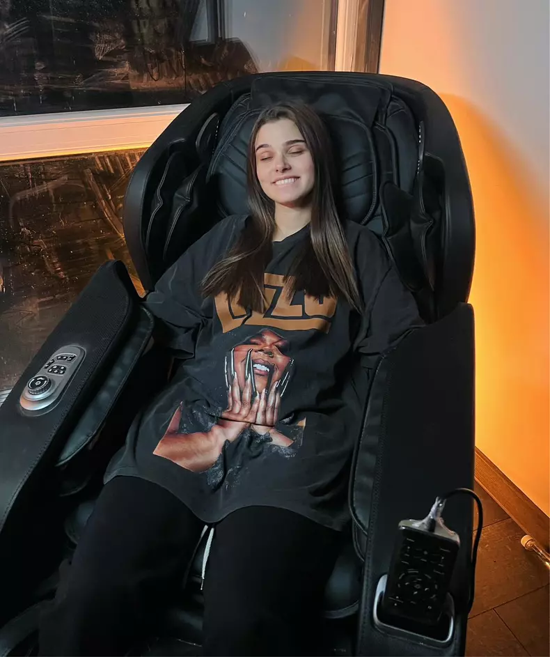 33324393615923867112807636272883841734013212n