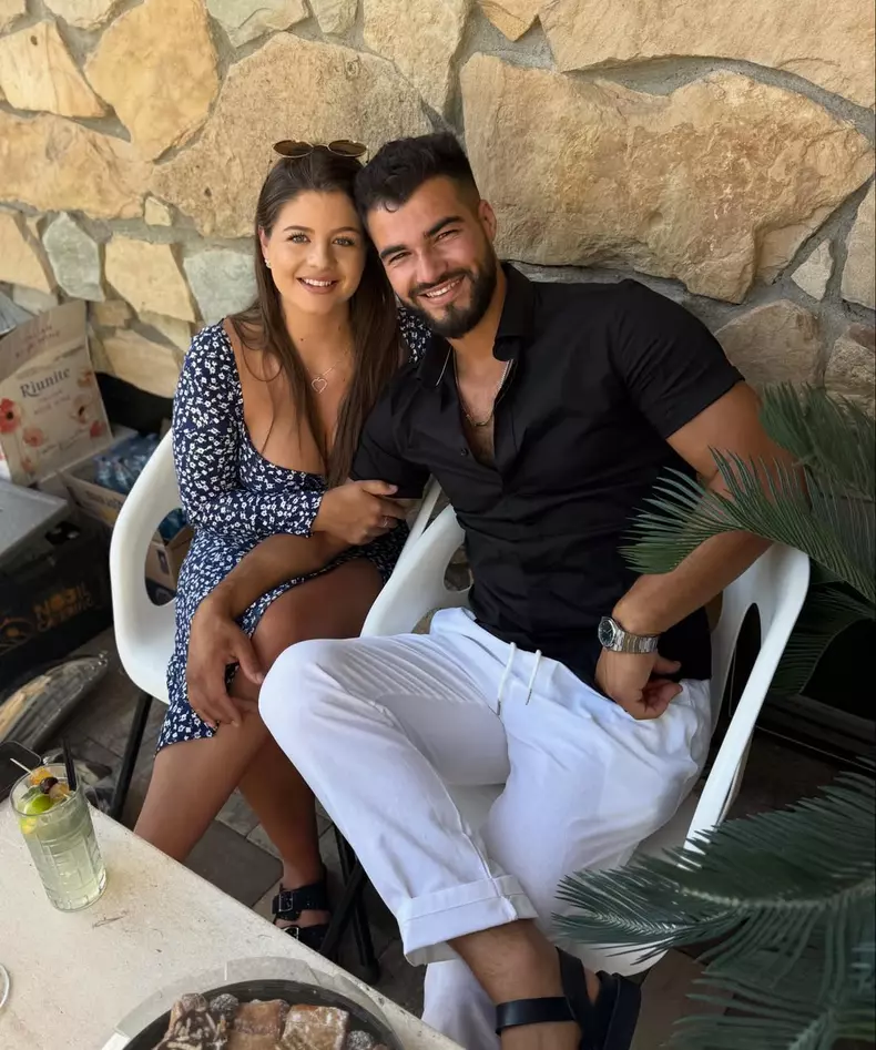 iancu sterp sotie denisa cotolan sotia lui (1)