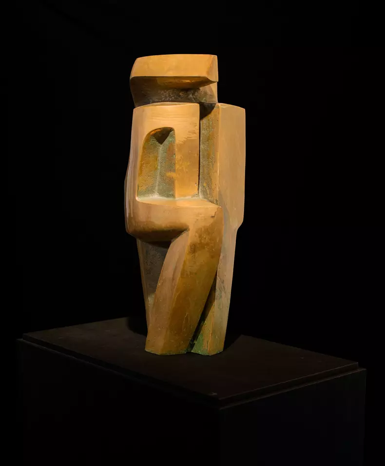 5) Peter Jecza, Embracing, 1984, bronze