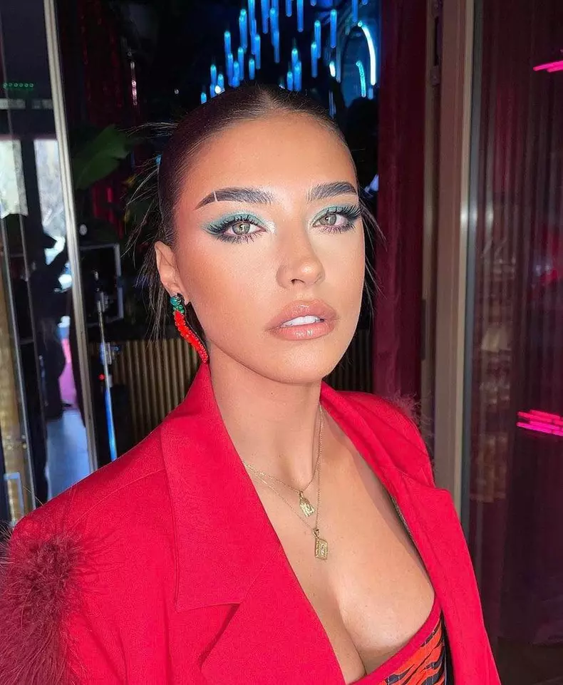 crbl-despre-antonia-3