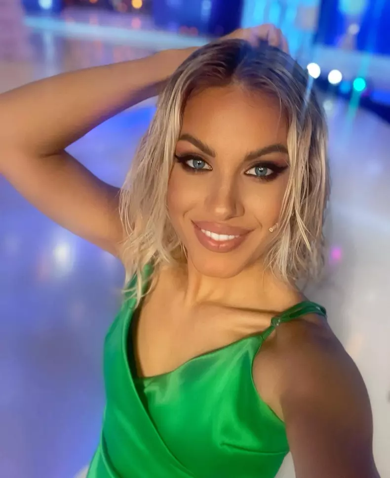 amna-divort-dupa-12-ani-2