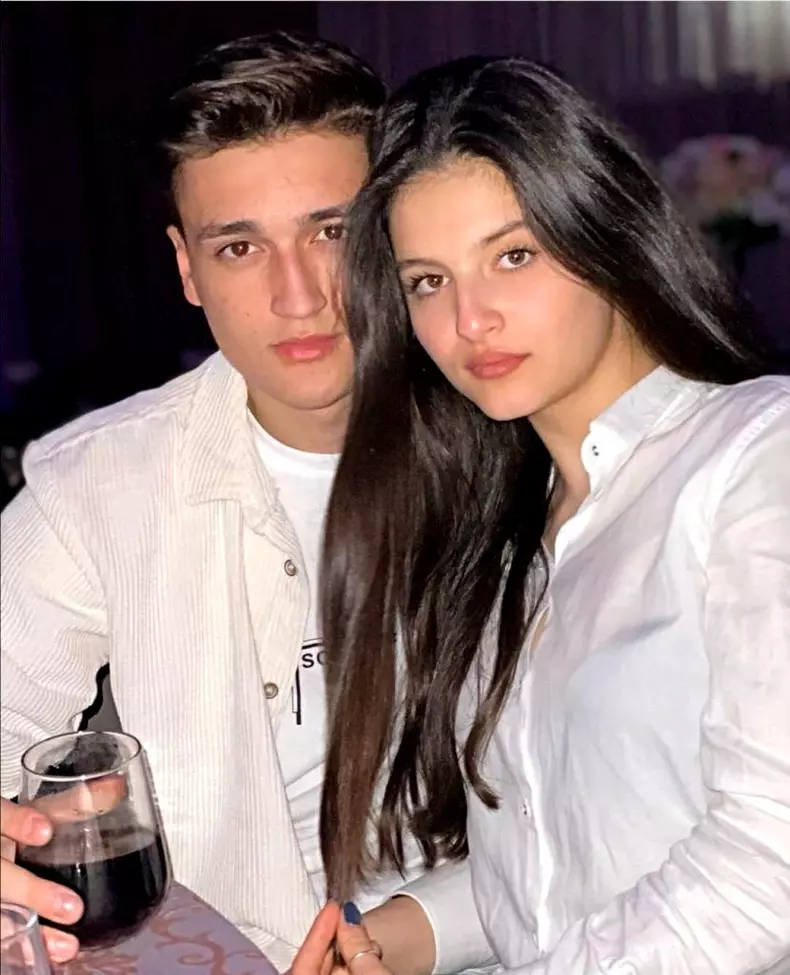 2fiica-lui-liviu-varciu-si-iubituk-2-830x1024