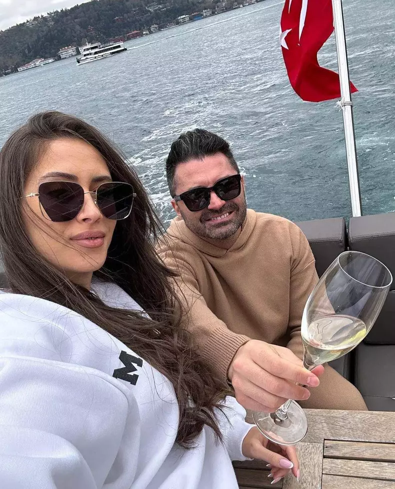 Pepe și Yasmine Pascu (2)
