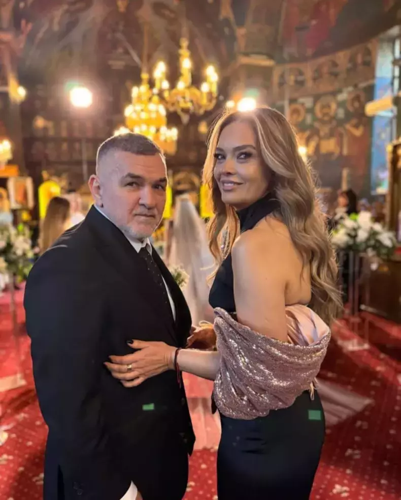 VIDEO Alex, fiul lui Leonard Doroftei, s-a căsătorit. Imagini de la nuntă. Soția sportivului și nora sa au strălucit la eveniment