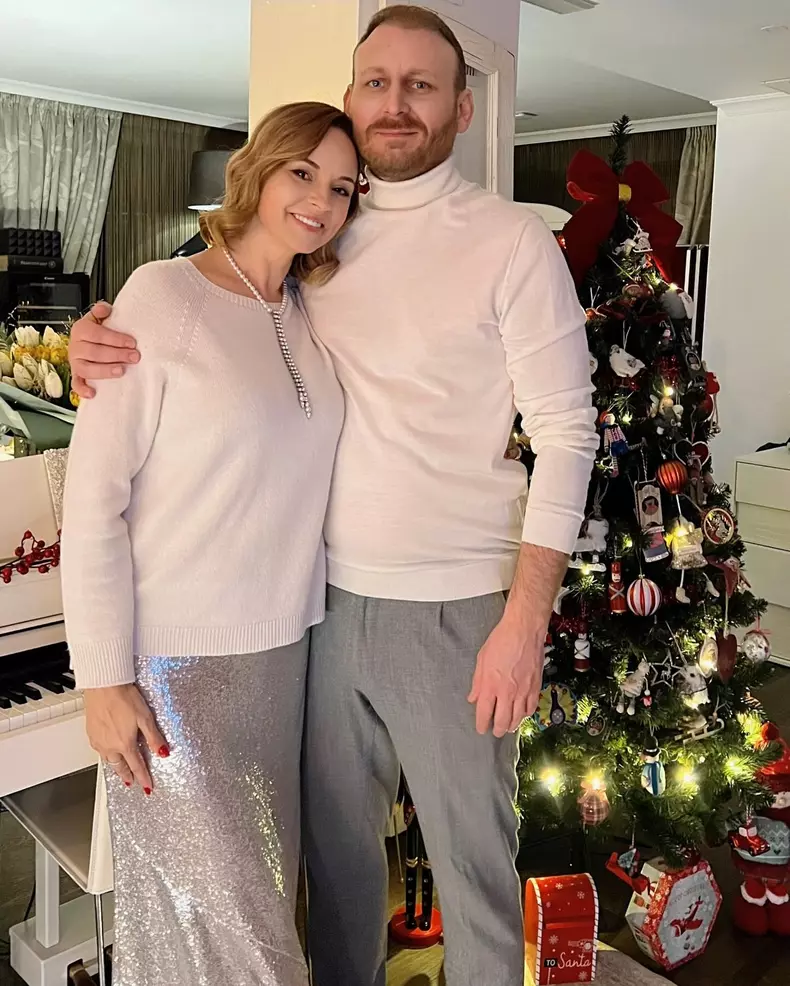 414663919184100237110306053731931094037412085n