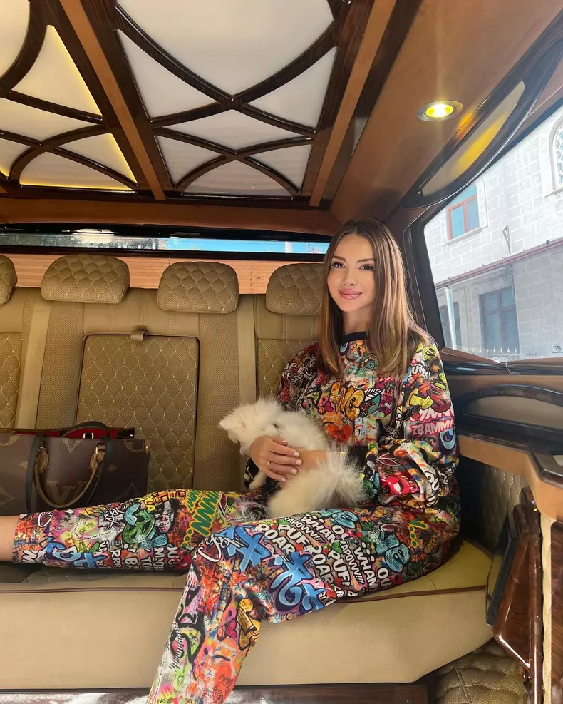 3069029536483734199770387716093955321240830n