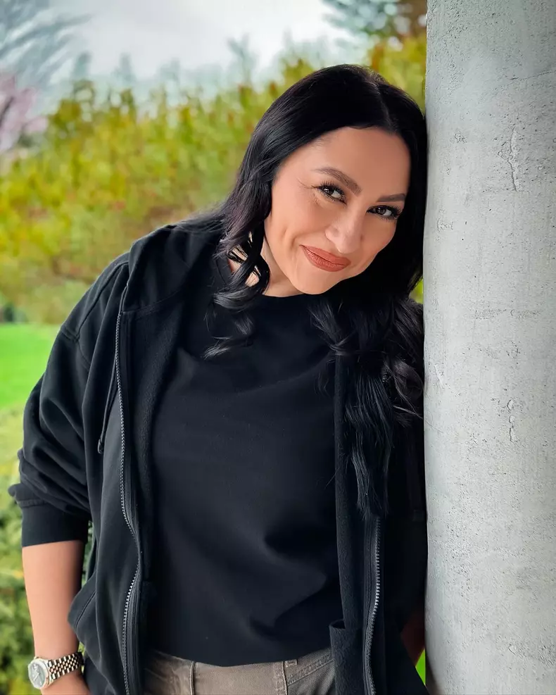 434169510184253455600585065359562244659538652n