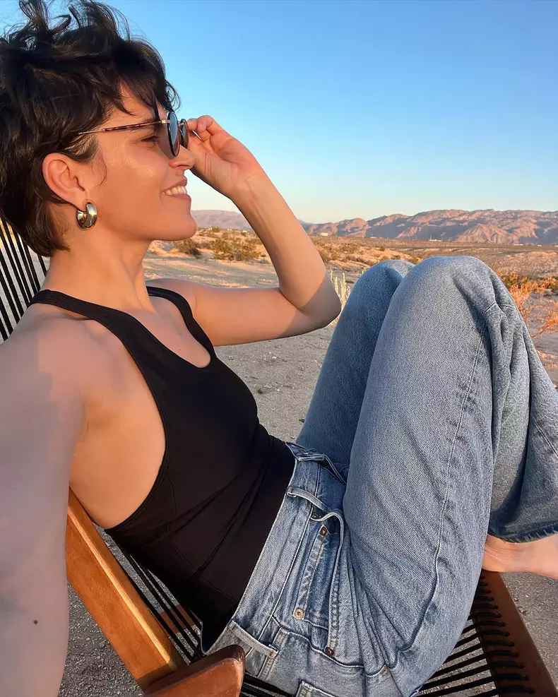 andreea remetan a semnat cu radio impuls post detinut de kanal d (8)