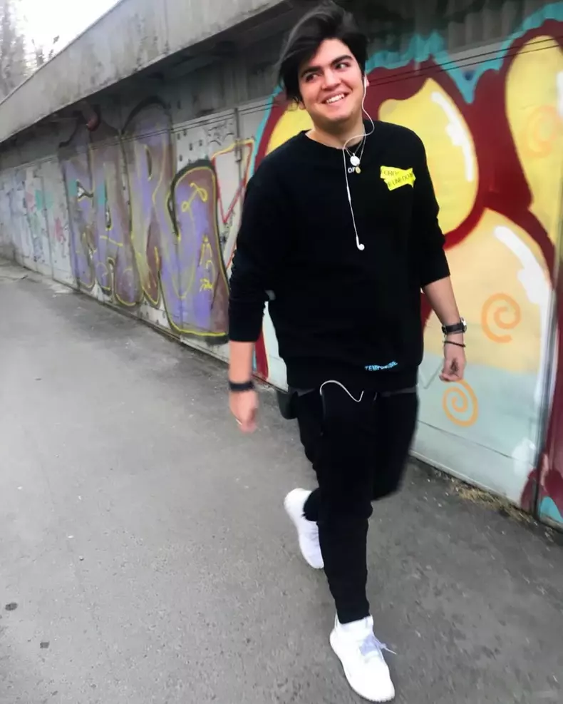 Alex Bădulescu, fiul Ralucăi Bădulescu (4)