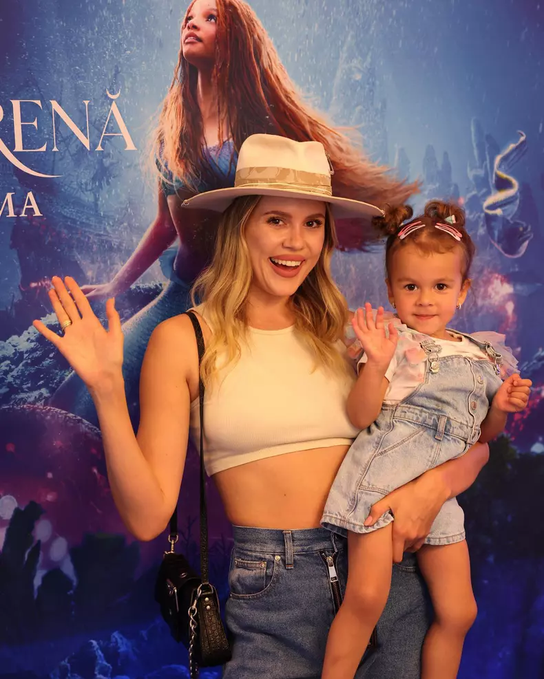 Emily Burghelea (5)