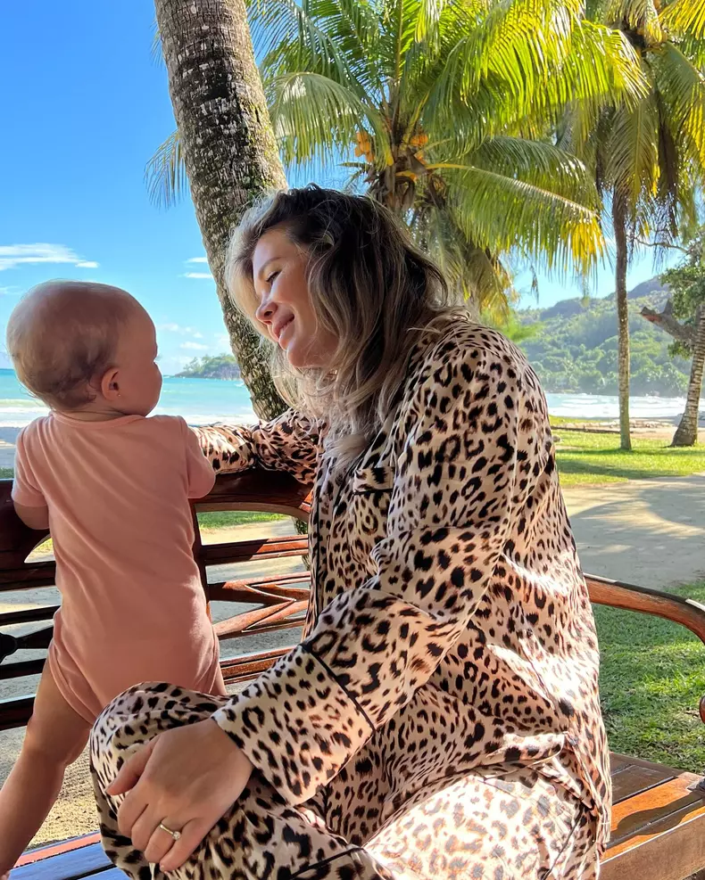 fetita smiley gina pistol josephine 7