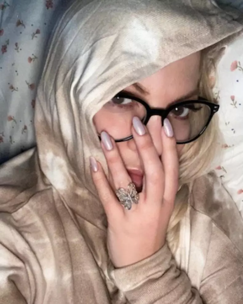 Daily Instagram Posts