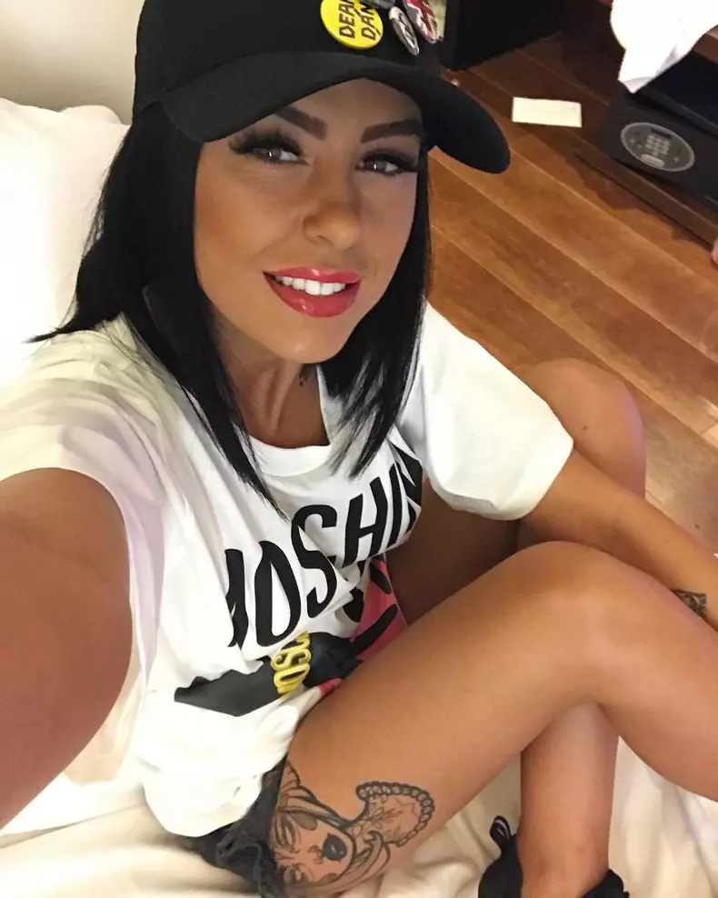 20225268_1741300922832429_1039316789244198912_n(1)