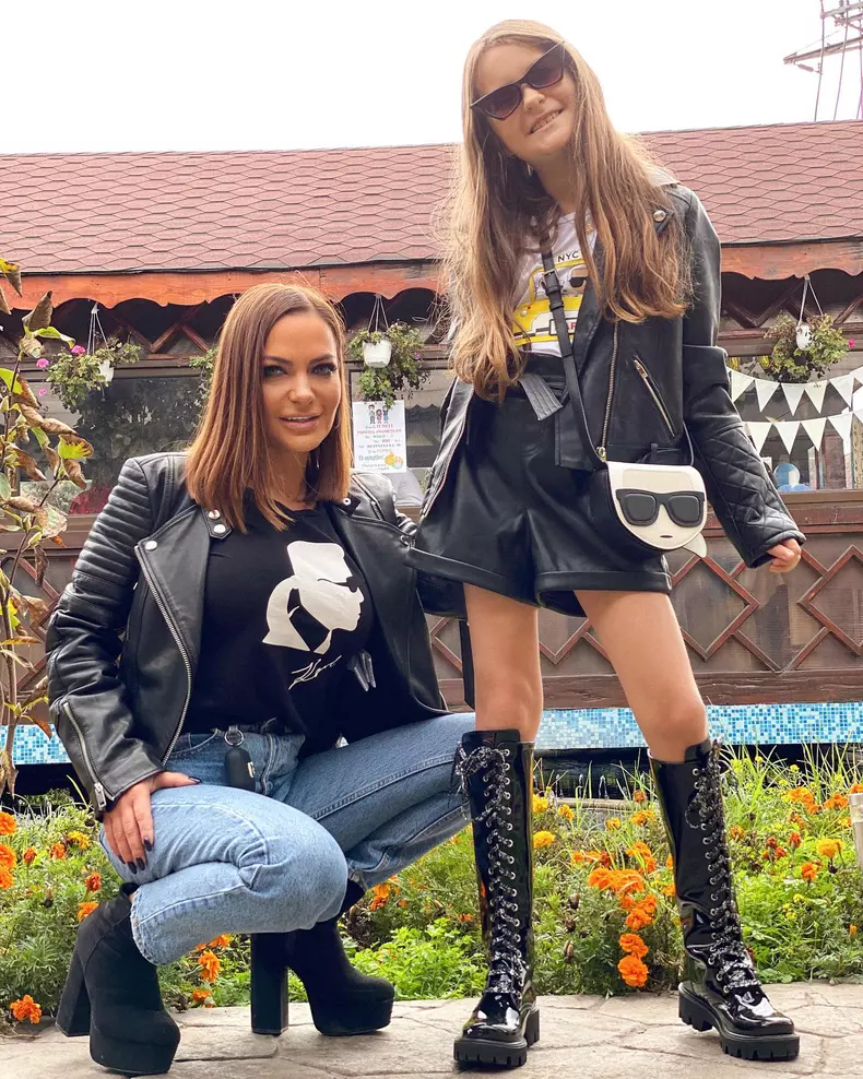 andreea antonescu si fiica sa 4