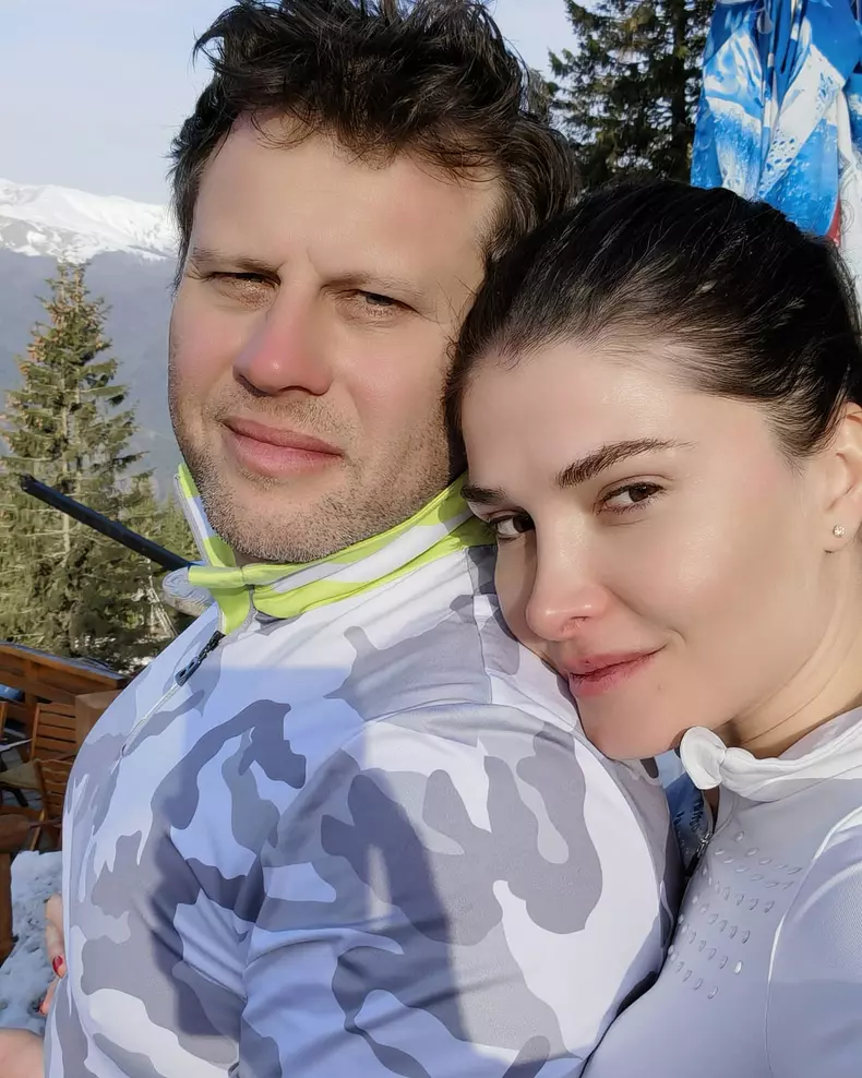 alina puscas si sotul 4