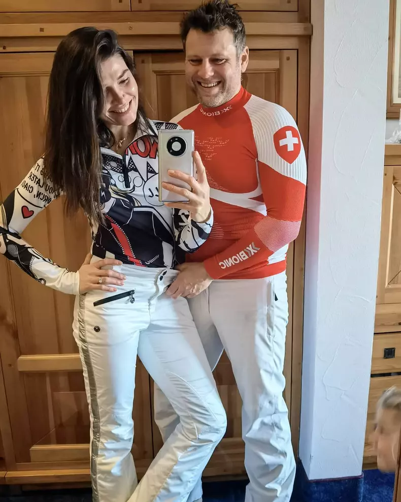 alina puscas si sotul 6