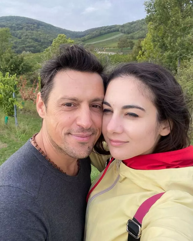 daniel pavel si iubita