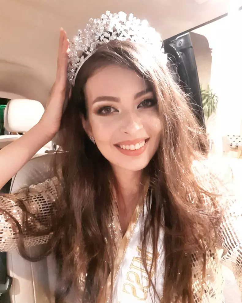 olimpia carmina miss universe romania 2021 2