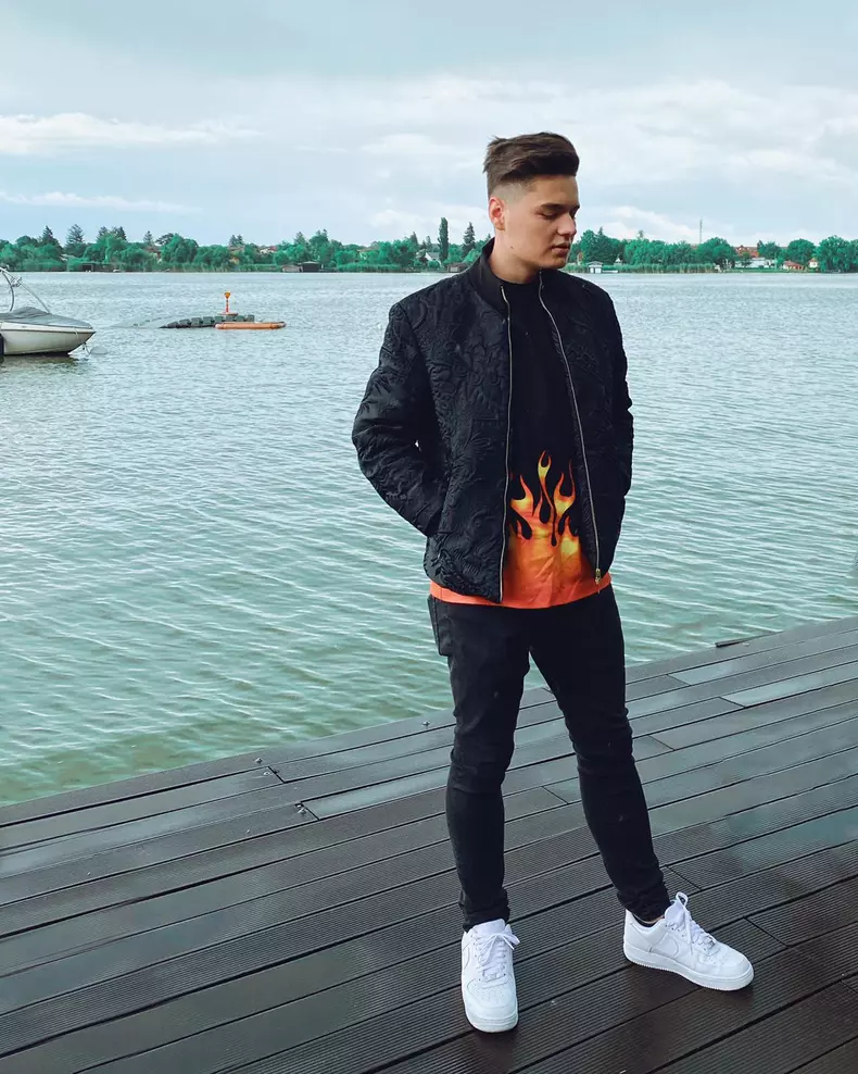 selly-tinute-comentate-de-iulia-albu-3