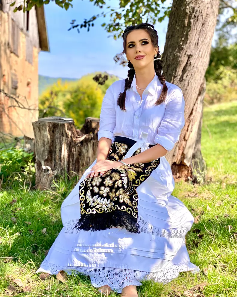 georgiana-lobont-bani-din-youtube-6