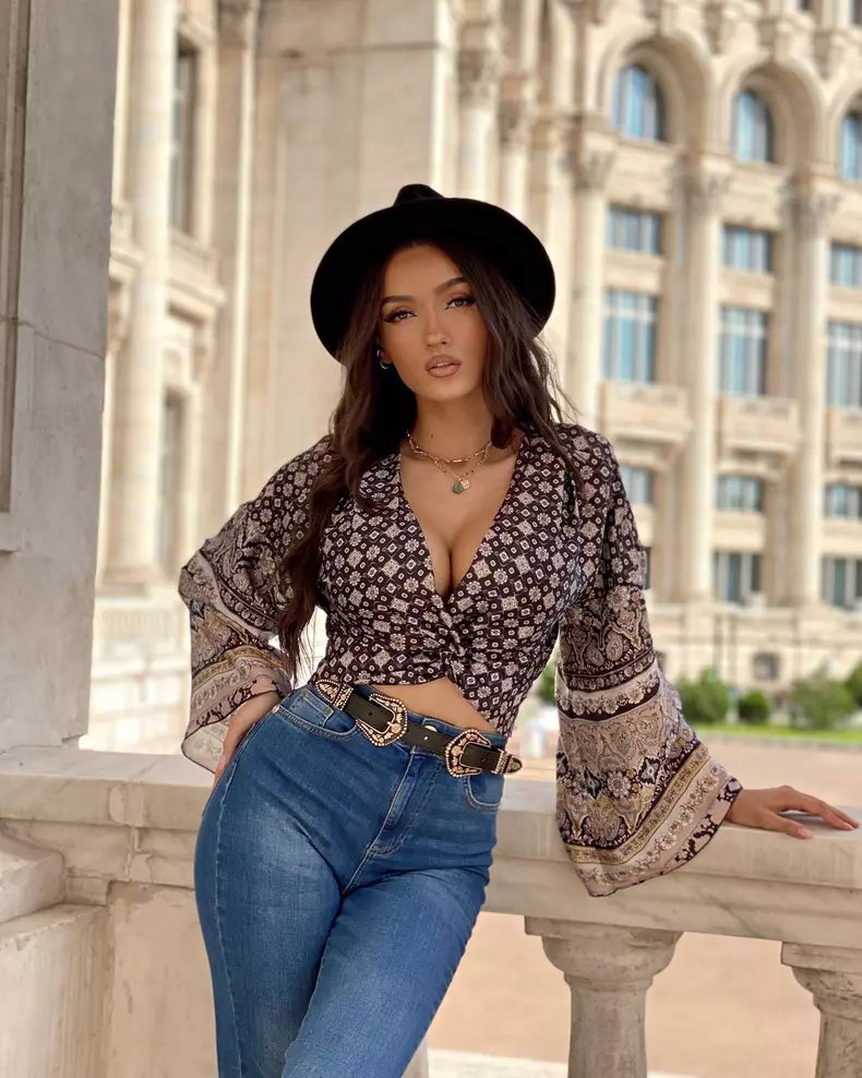 cine-este-viviana-sposub-de-la-bravo-ai-stil-1