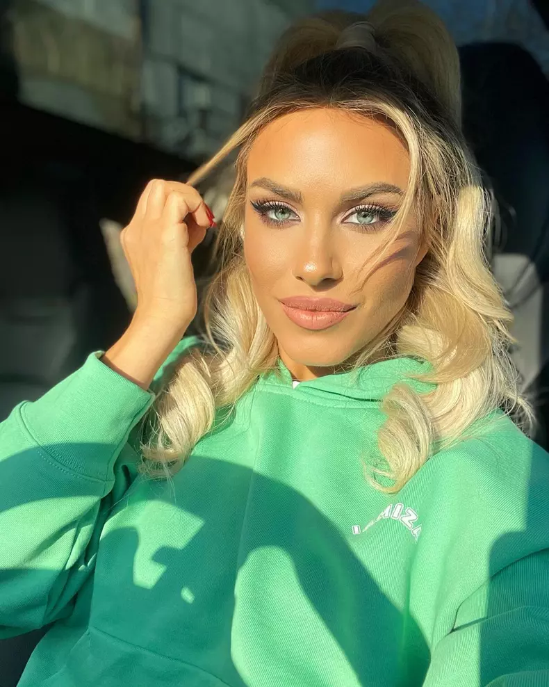 amna-divort-dupa-12-ani-4