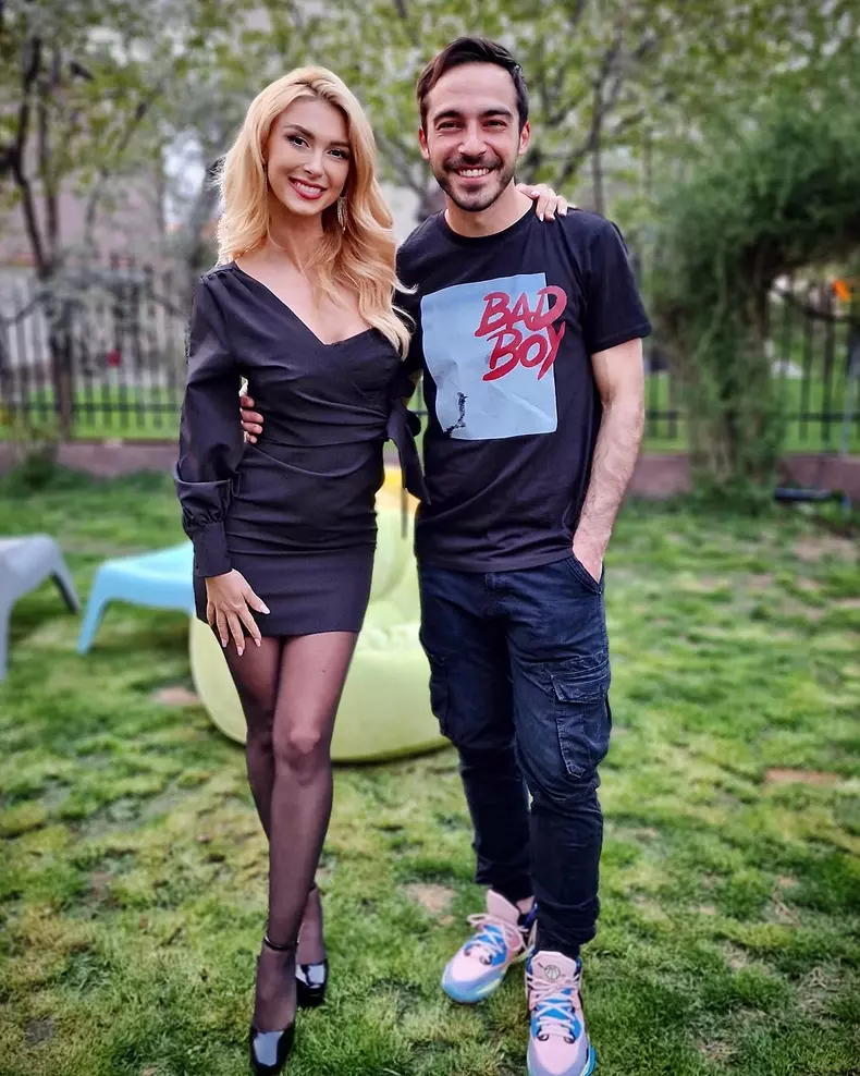 278791855101615489878426466085497056782547424n