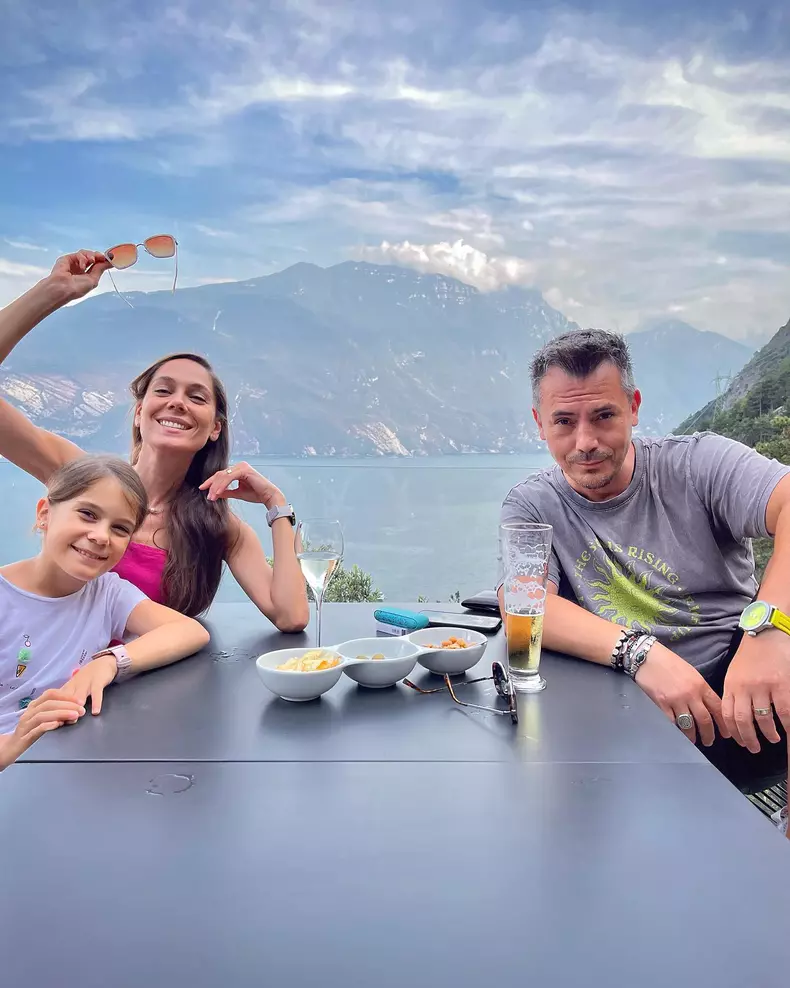 3021677936246924356931252448539030092854004n