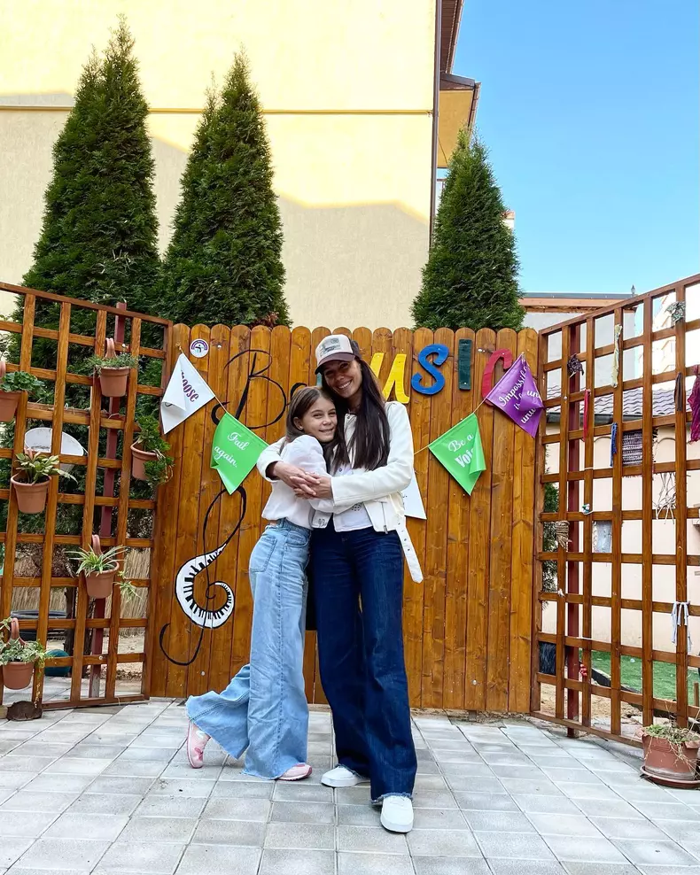 3160885516842916763998678362396829392259154n