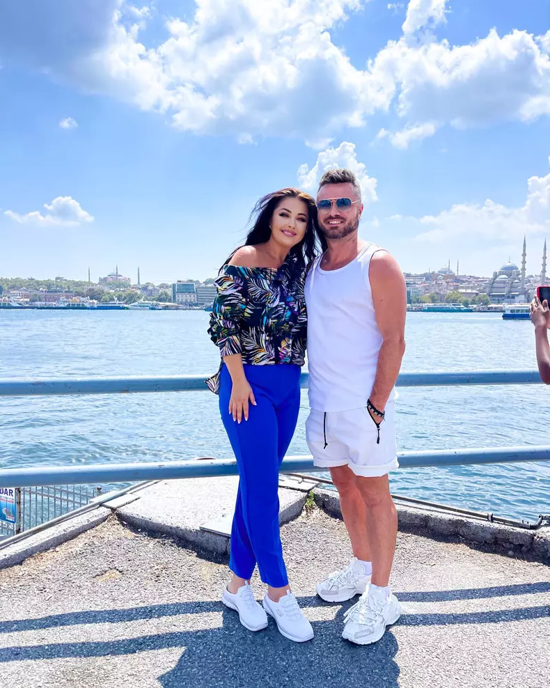 gabriela-cristea-si-tavi-clonda-2