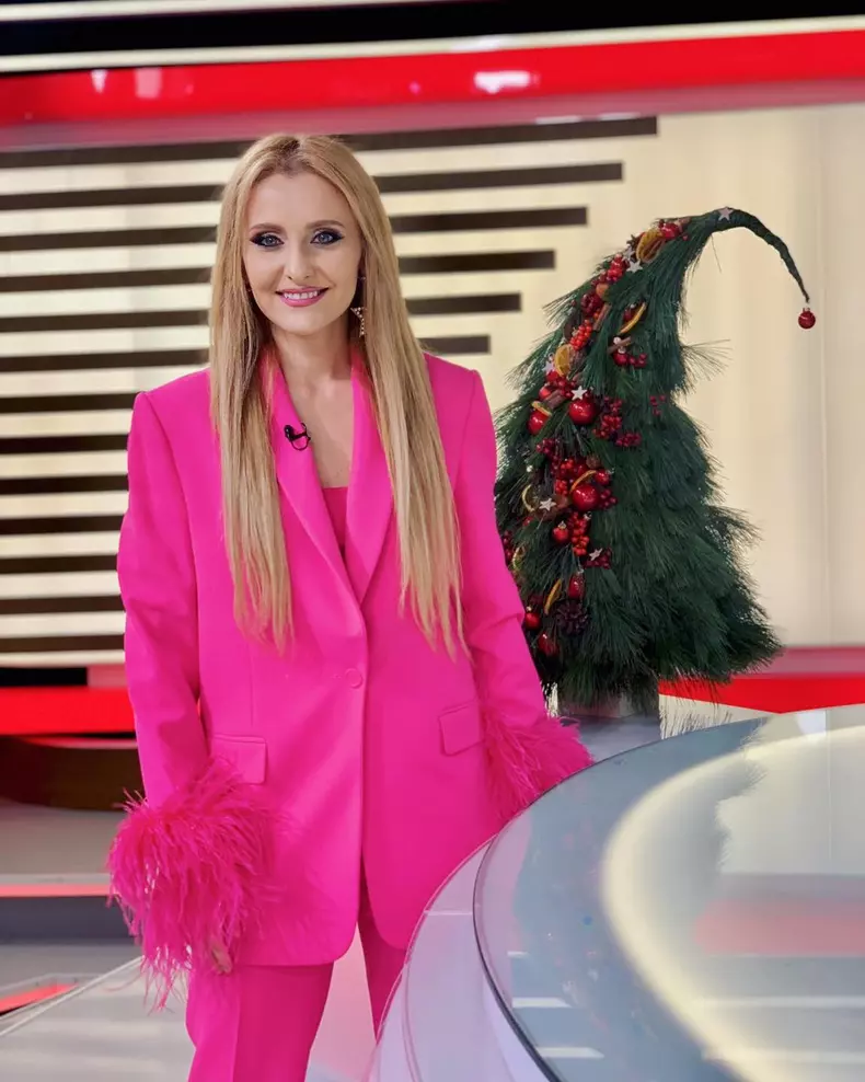 31921444257501681816932006449227596835328552n