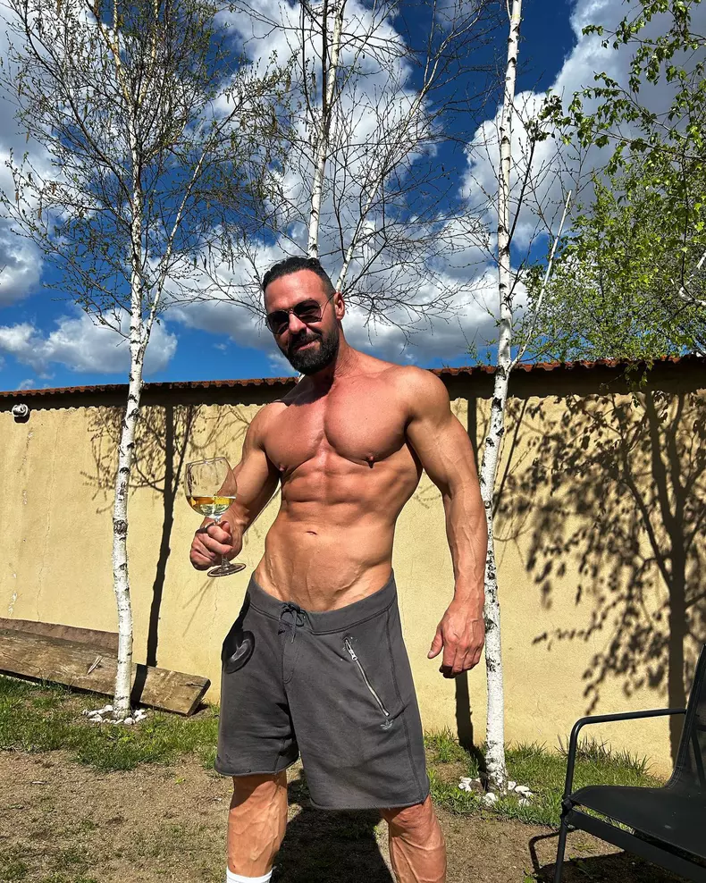 3376608276381658647893933855591625702343164n