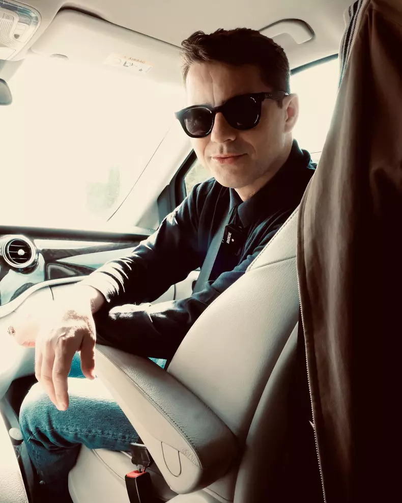 adrian-sina-viata-turneu-1