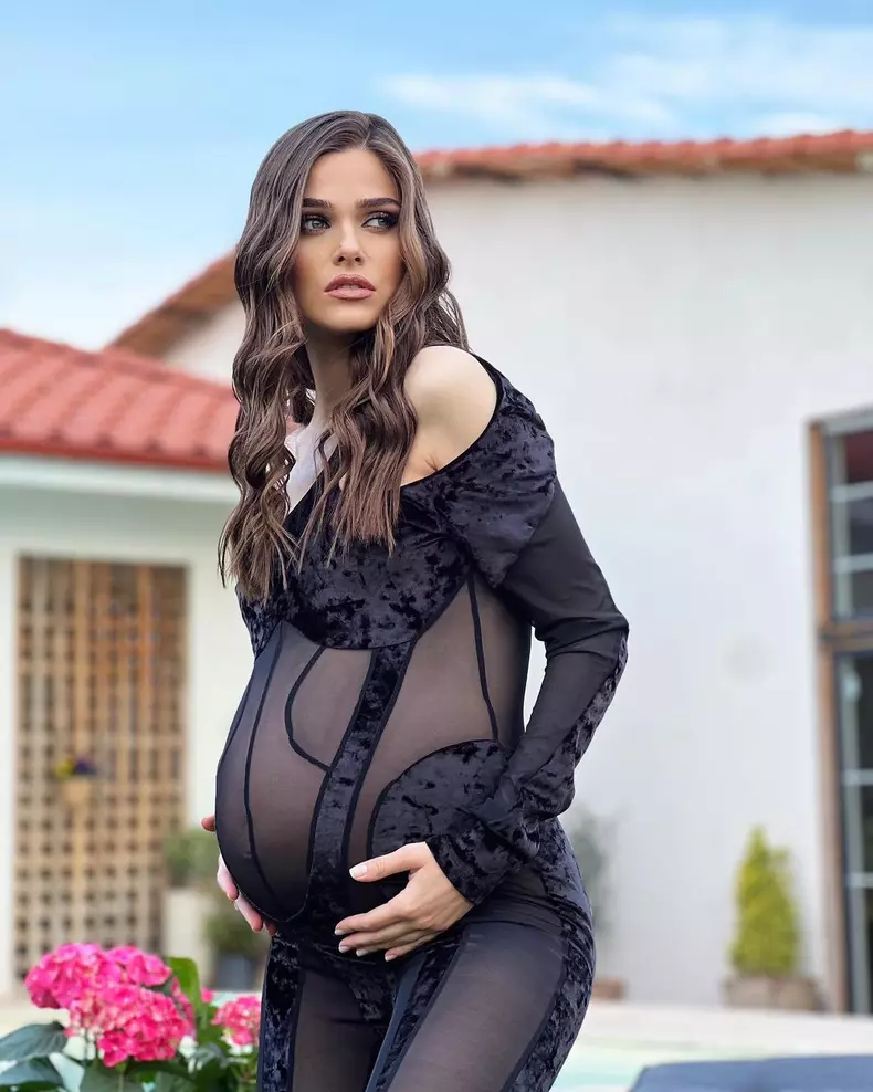 343963579803155330714646917027655572855372n