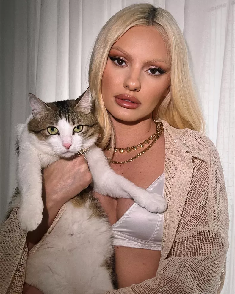 3470964617823487965708017059553589071709869n