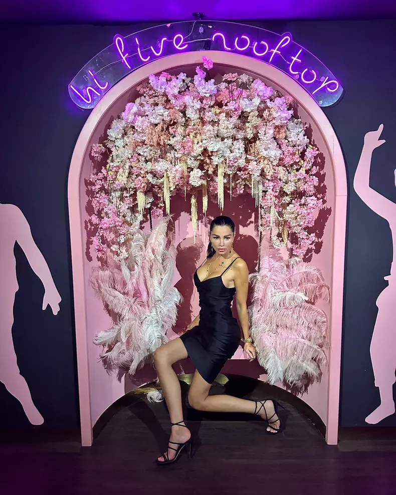 brigitte-pastrama-casa-dubai-1