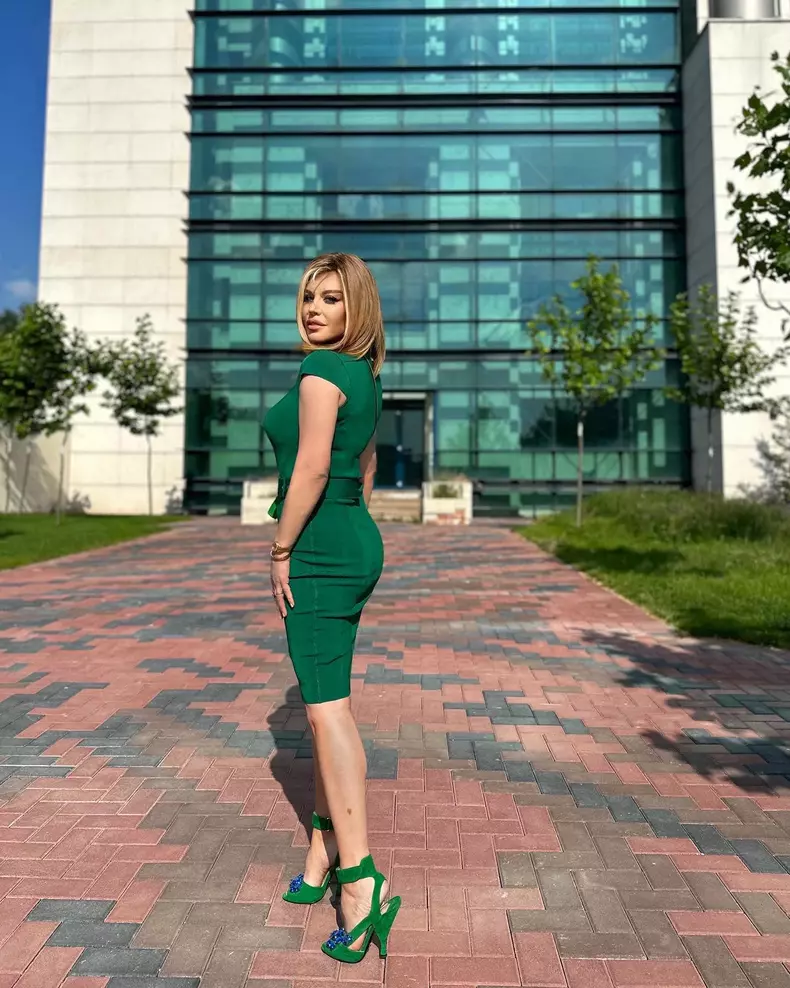 loredana-groza-sexy-2