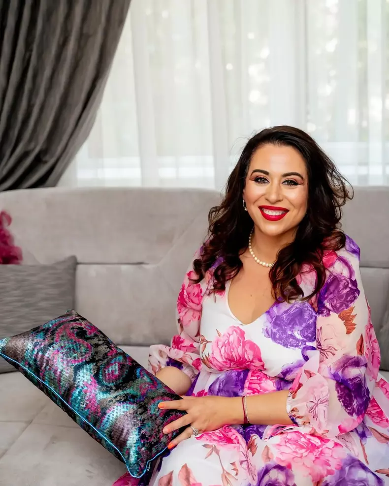 oana-roman-profesoara-scoala-bucuresti-2